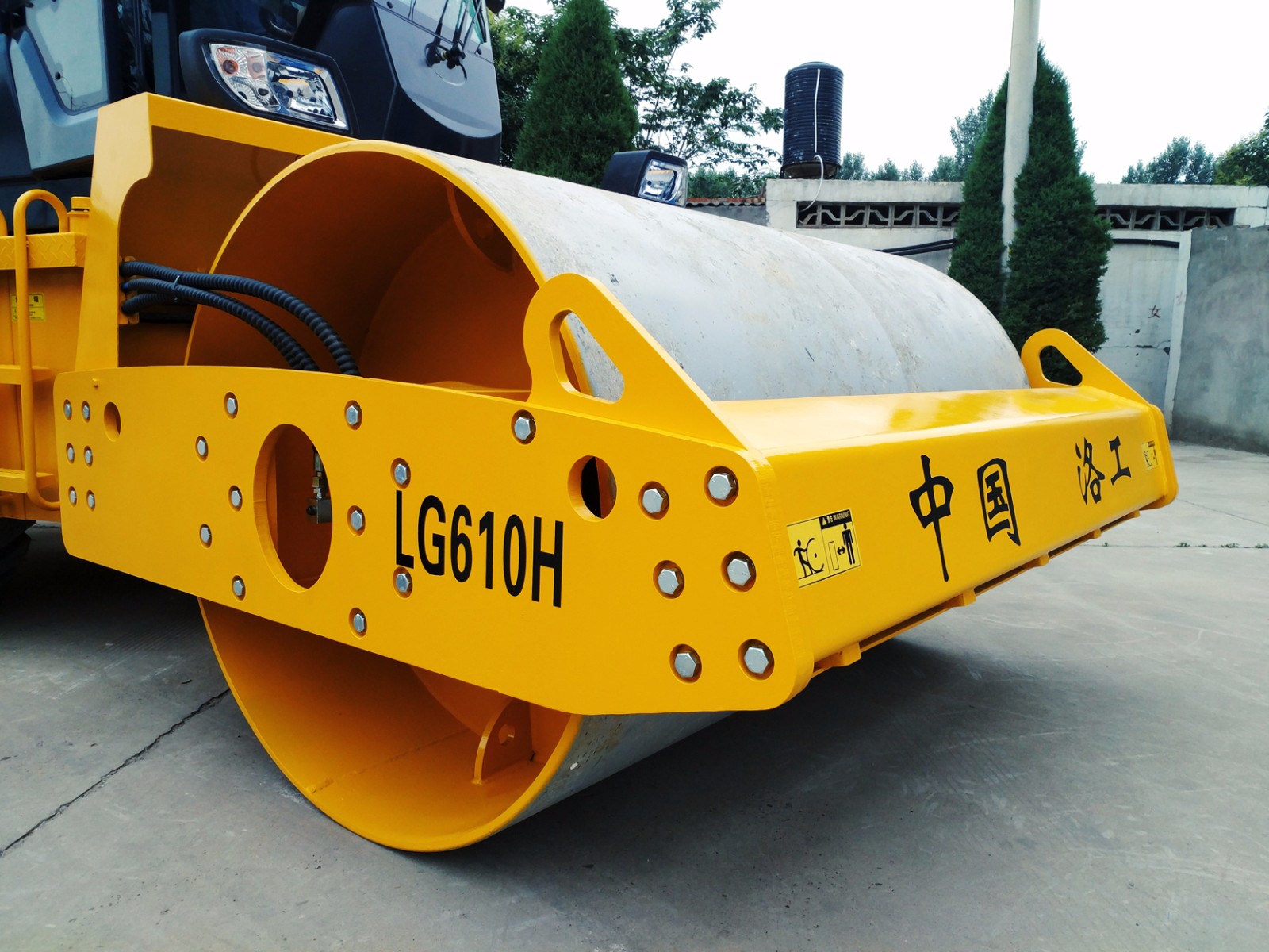LG610H單鋼輪振動單驅全液壓壓路機_10噸壓路機-10噸壓路機-洛陽冠道機械有限公司 洛陽壓路機